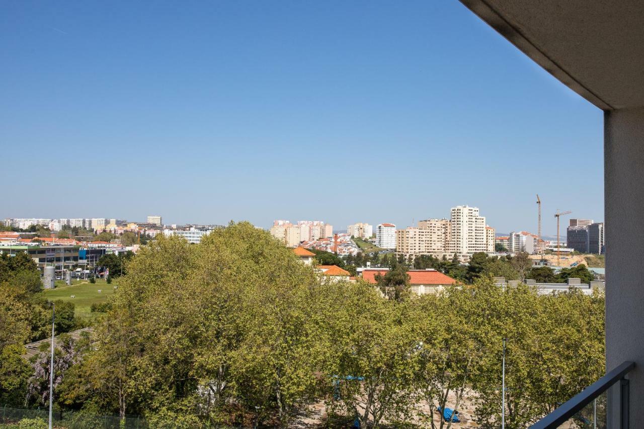Charming Apartment With Balcony & Pool Lisboa Εξωτερικό φωτογραφία